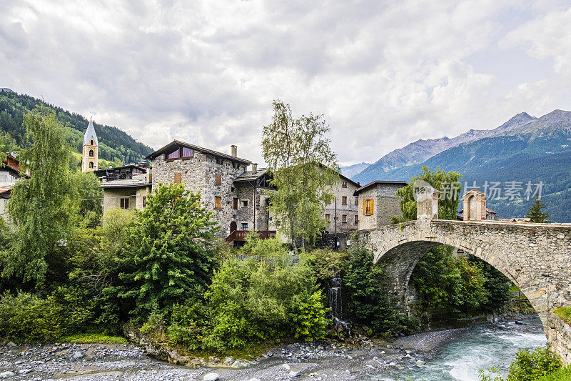 Bormio, Ponte在Combo(意大利Lombardy)